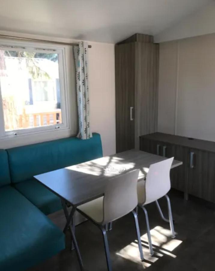 Mobile Home Tout Confort Climatise 4 A 6 Personnes Camping Les Salins De La Gardiole Ancien Camping De L'Europe A Vic La Gardiole Exterior photo